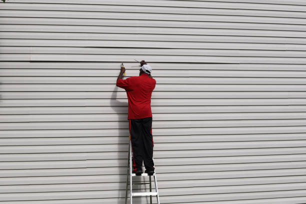Storm Damage Siding Repair in Godfrey, IL